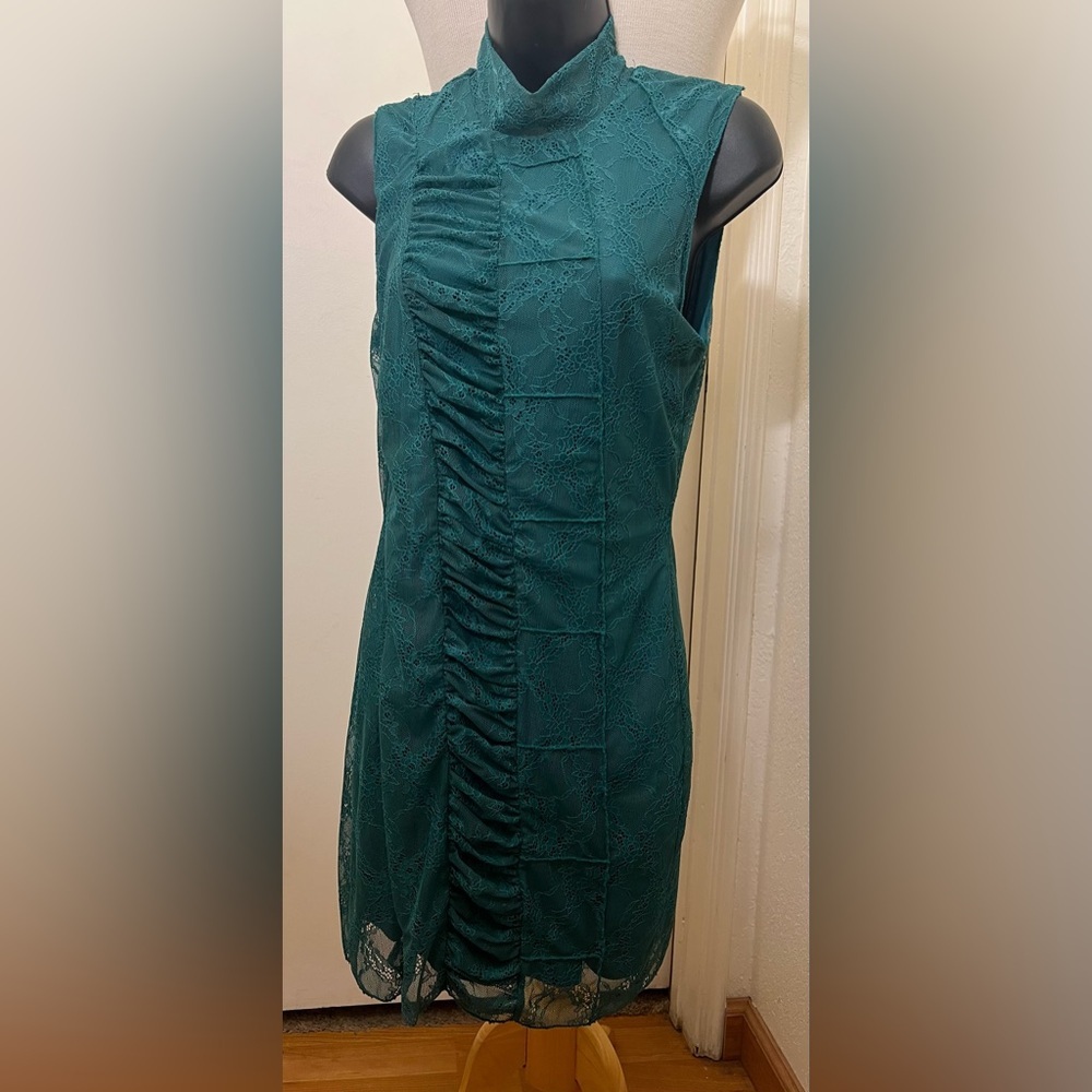 Urban outfitters Teal Sleeveless lace Dress